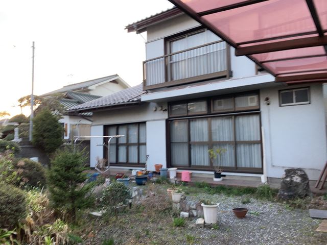 木造２階建て２棟家屋解体工事(東京都八王子市石川町)　工事中の様子です。